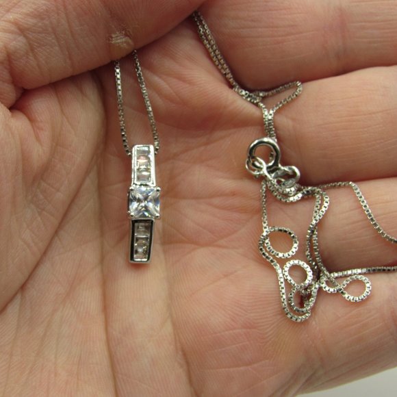 18" Sterling Silver Unique CZ Diamond Necklace - Picture 2 of 6